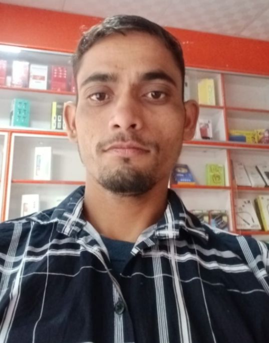 गिरीश कुमार - जिला मंत्री, उत्तर प्रदेश